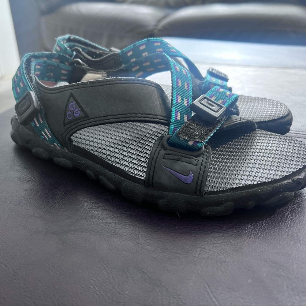 NIKE ACG Women Teal Hiking Sandals - Size 6 - Picture 2 of 8